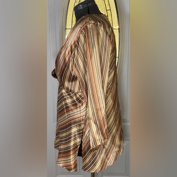 🦋-Zoey Beth Brown, Pink White Striped Blouse - Picture 4 of 8